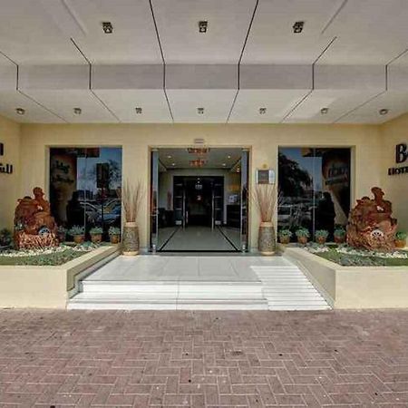 Beach Hotel Apartment Дубай Екстериор снимка