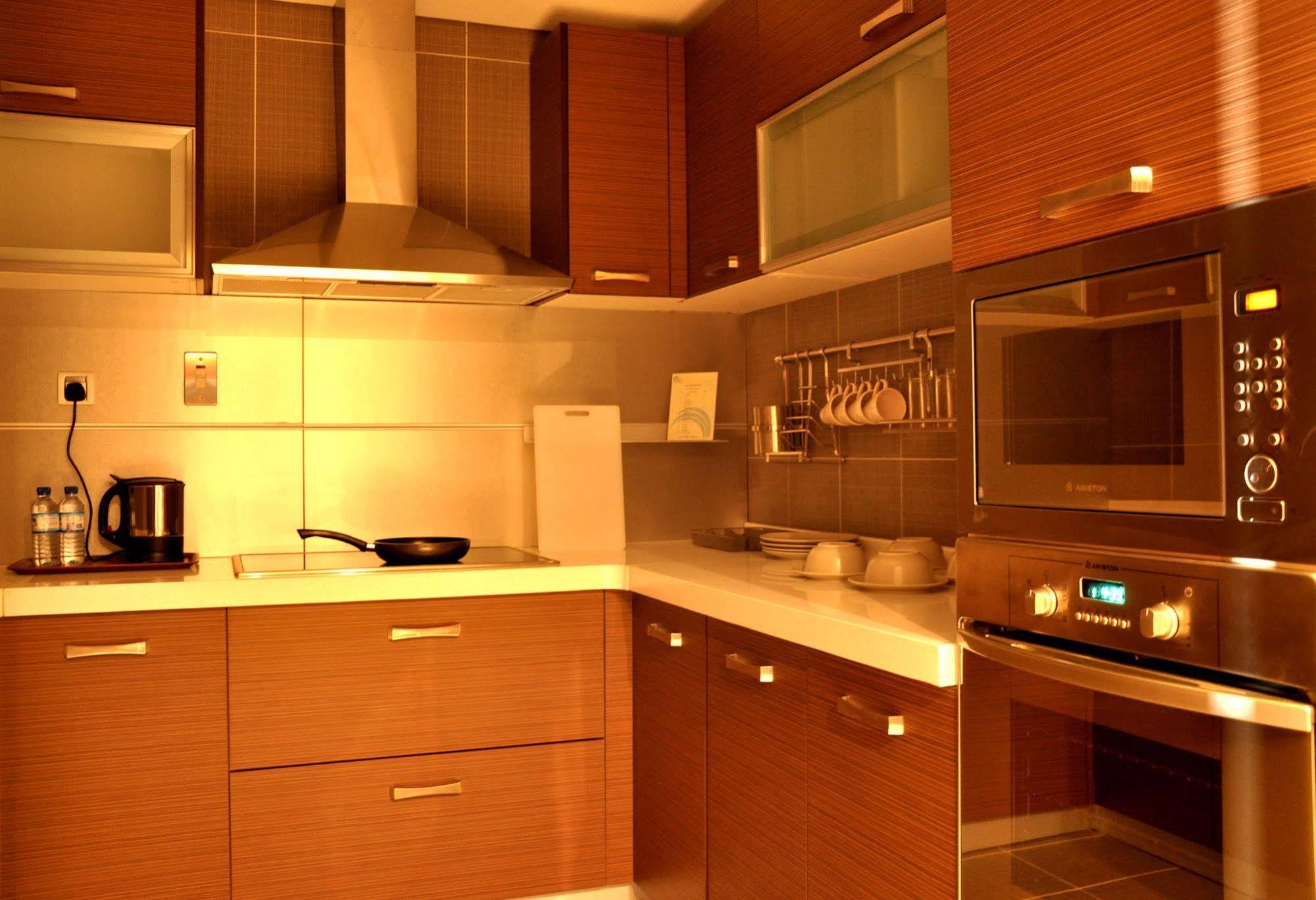Beach Hotel Apartment Дубай Екстериор снимка